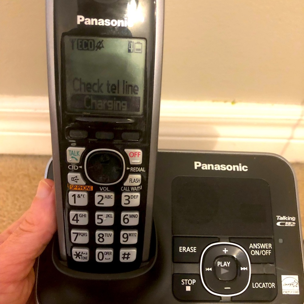 Mint Panasonic DECT 6.0 Home telephone with talking Caller ID !!!